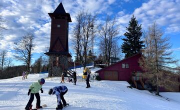 FOTO: Zimnú sezónu otvorilo najväčšie stredisko na Kysuciach