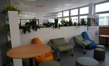 FOTO: Otvorenie nového školiaceho centra v Schaeffler Kysuce