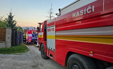 FOTO: Požiar chaty vo Vrútkach