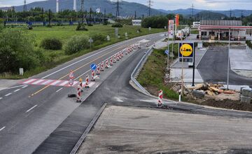 FOTO: Takto napreduje výstavba Lidlu v Tepličke nad Váhom