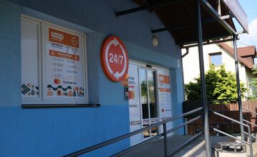 FOTO: Nová nonstop predajňa v Hruštíne