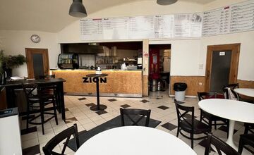 FOTO: Reštaurácia na Oravskej priehrade hľadá nájomcu