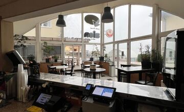 FOTO: Reštaurácia na Oravskej priehrade hľadá nájomcu