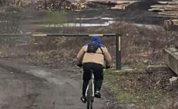 FOTO: Zlodeja bicykla takmer prichytili pri čine, ušiel smerom na Dolný Hričov