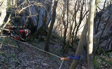 FOTO: Tragédia vo Vyšnokubínskych skalách: V rokline našli telo bez známok života