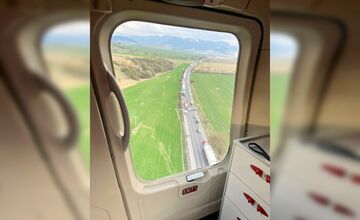 FOTO: Tragédia pri Ružomberku: Otec zomrel po nehode, synov prevážali vrtuľníky