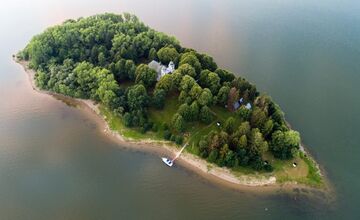 FOTO: Na Slanickom ostrove umenia sa začne obnova kostola za viac ako 1,9 milióna eur