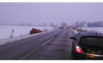 Poľadovica na ceste do Terchovej, pri Varíne