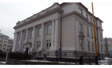 Stará uhorská banka na ulici Legionárska