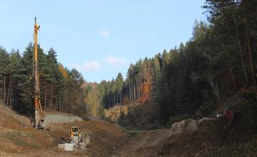 Výstavba diaľnice D3 pri Žiline - Strážov - Brodno